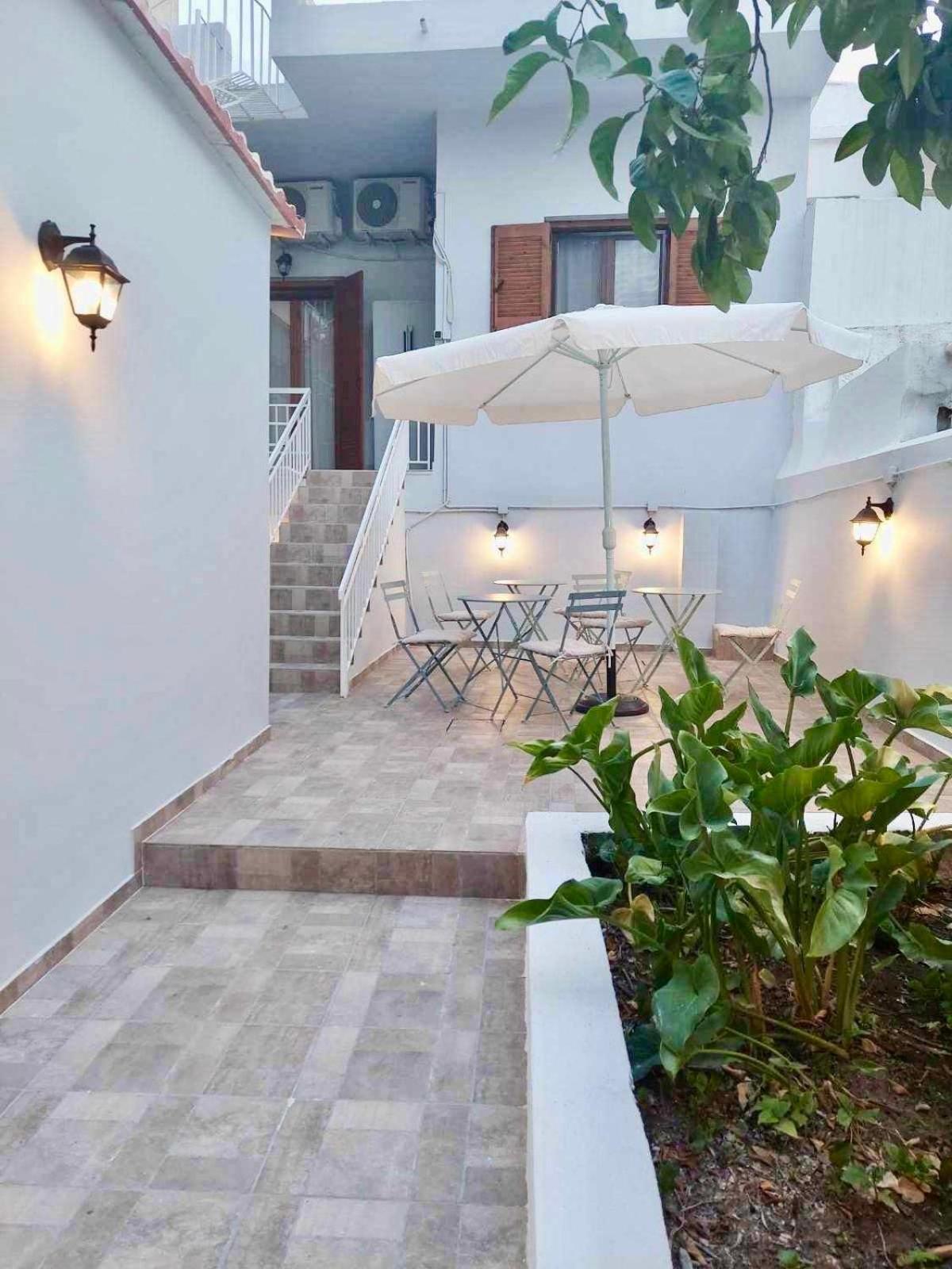 Utopia Suites Aegina Exterior photo