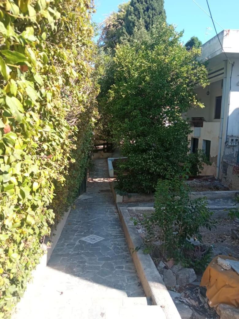 Utopia Suites Aegina Exterior photo